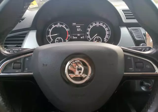 SKODA Fabia 1.0 TSI Ambition