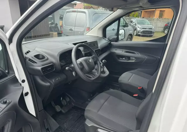 TOYOTA Proace City 