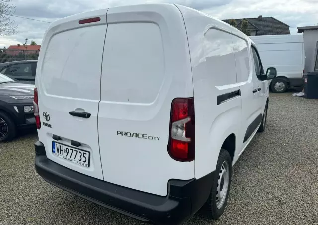 TOYOTA Proace City 