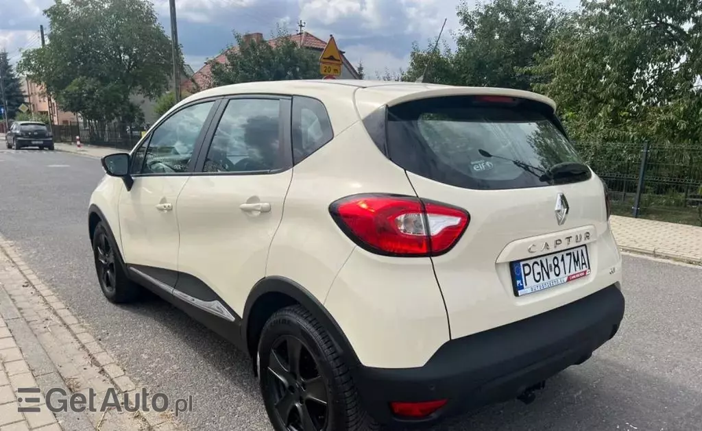 RENAULT Captur 
