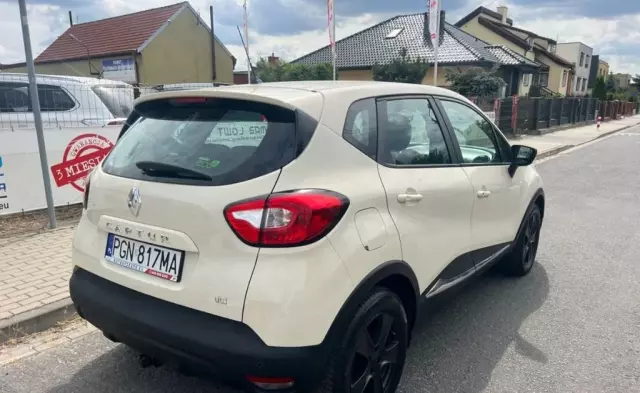 RENAULT Captur 