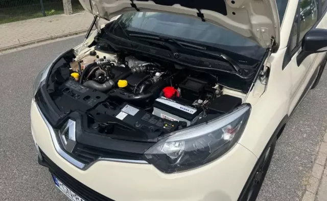 RENAULT Captur 