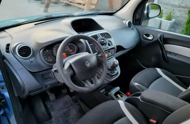 RENAULT Kangoo 