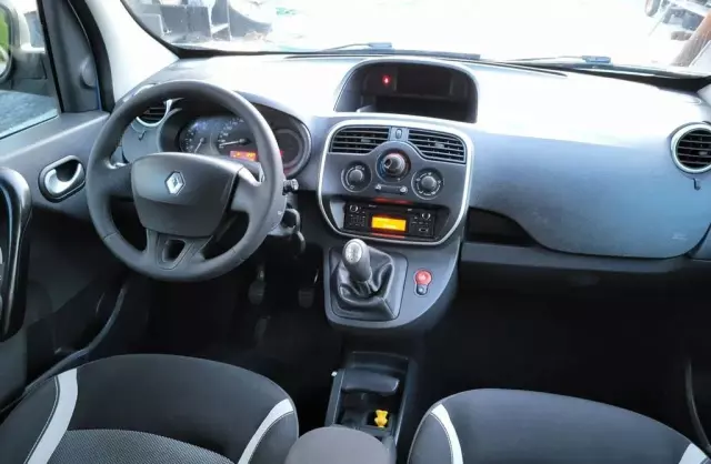 RENAULT Kangoo 