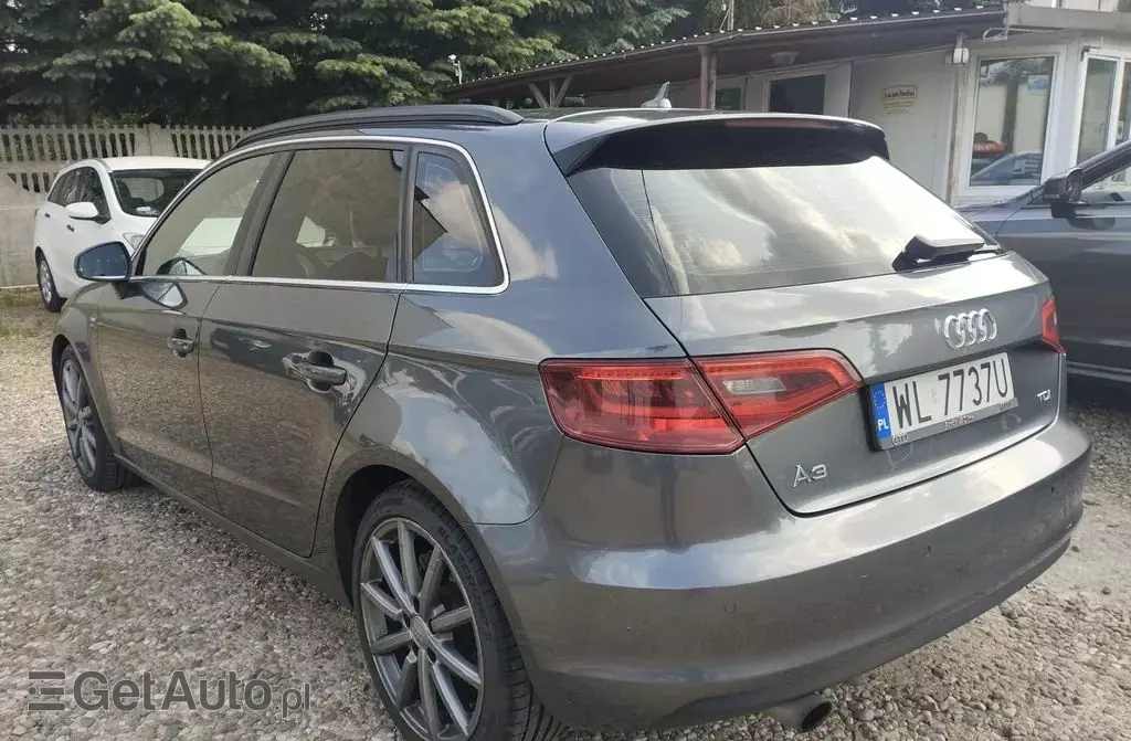 AUDI A3 