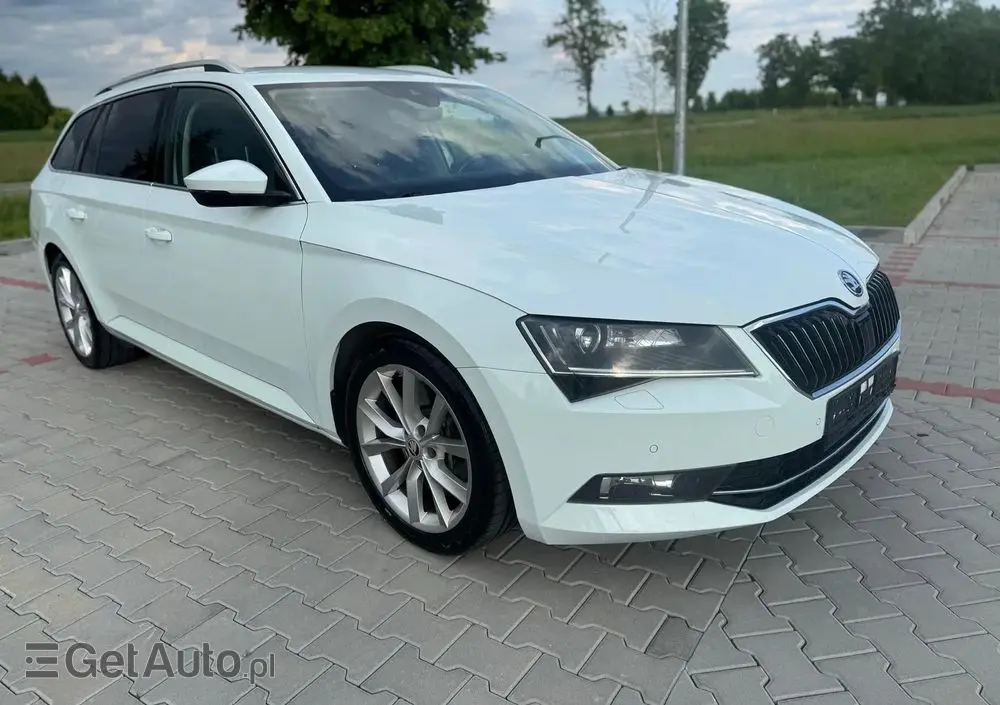 SKODA Superb 2.0 TSI 4x4 Sportline DSG