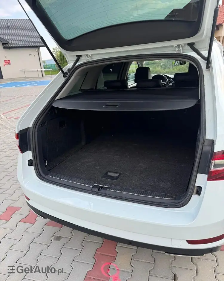 SKODA Superb 2.0 TSI 4x4 Sportline DSG