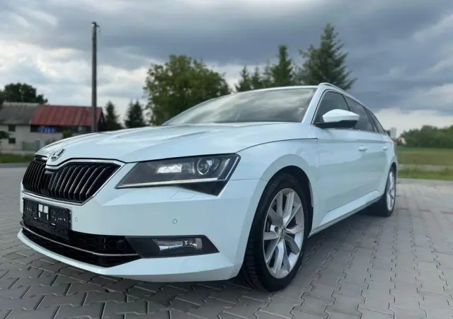 SKODA Superb 2.0 TSI 4x4 Sportline DSG