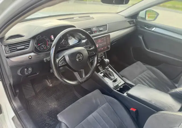 SKODA Superb 2.0 TSI 4x4 Sportline DSG