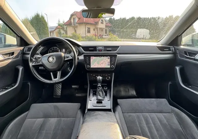 SKODA Superb 2.0 TSI 4x4 Sportline DSG