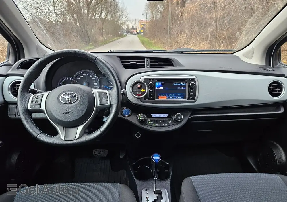 TOYOTA Yaris 1.5 VVT-i Edition 2014