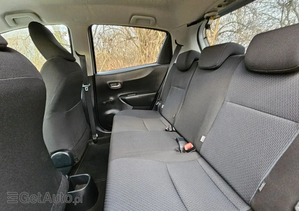 TOYOTA Yaris 1.5 VVT-i Edition 2014