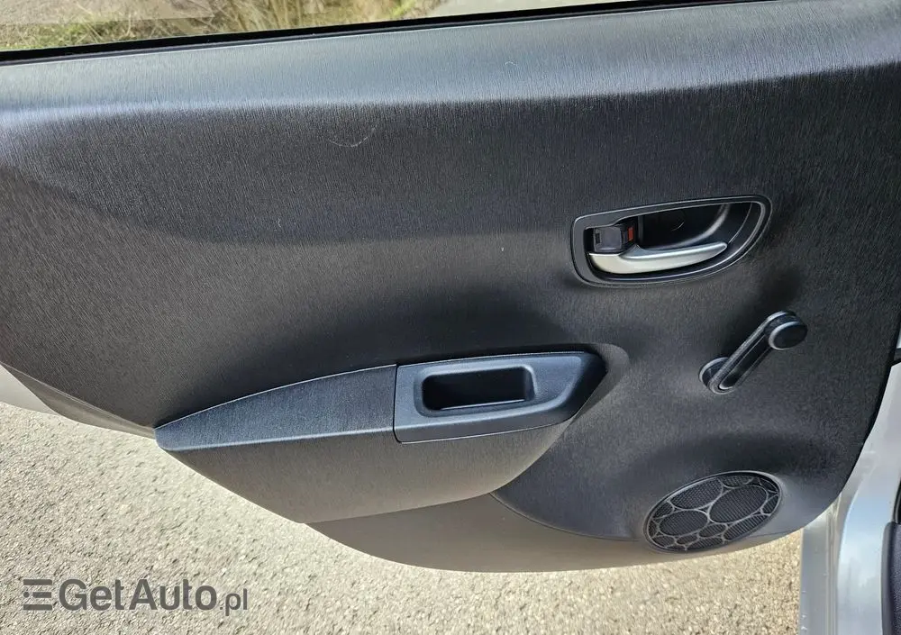 TOYOTA Yaris 1.5 VVT-i Edition 2014