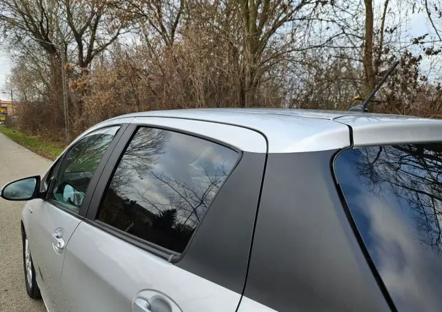 TOYOTA Yaris 1.5 VVT-i Edition 2014