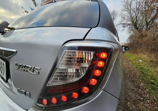 TOYOTA Yaris 1.5 VVT-i Edition 2014