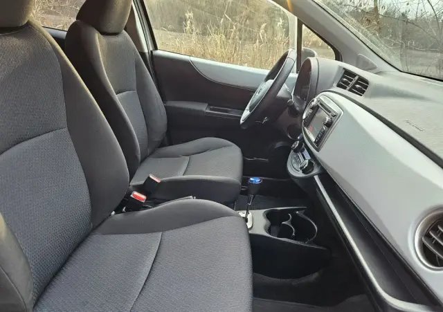 TOYOTA Yaris 1.5 VVT-i Edition 2014