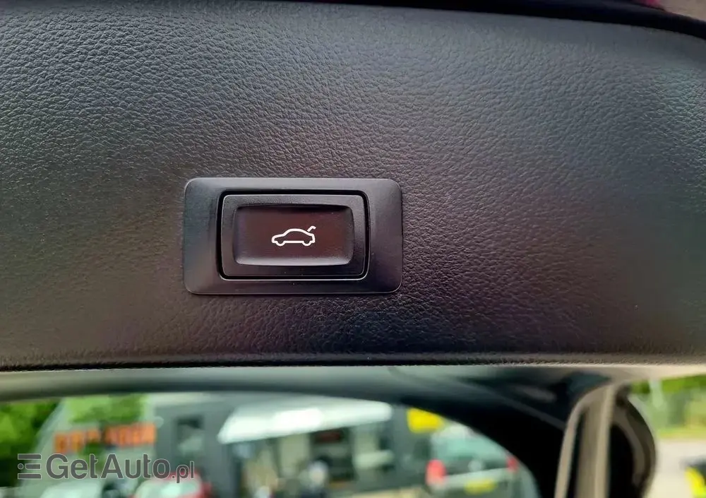 AUDI A6 Avant 2.0 TDI ultra S tronic