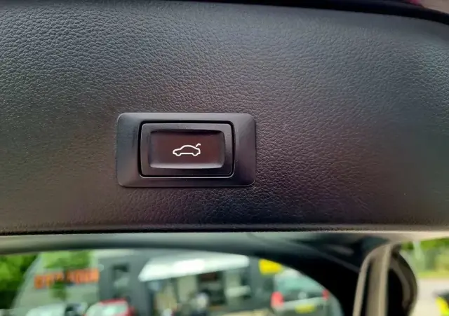 AUDI A6 Avant 2.0 TDI ultra S tronic