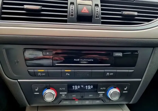 AUDI A6 Avant 2.0 TDI ultra S tronic