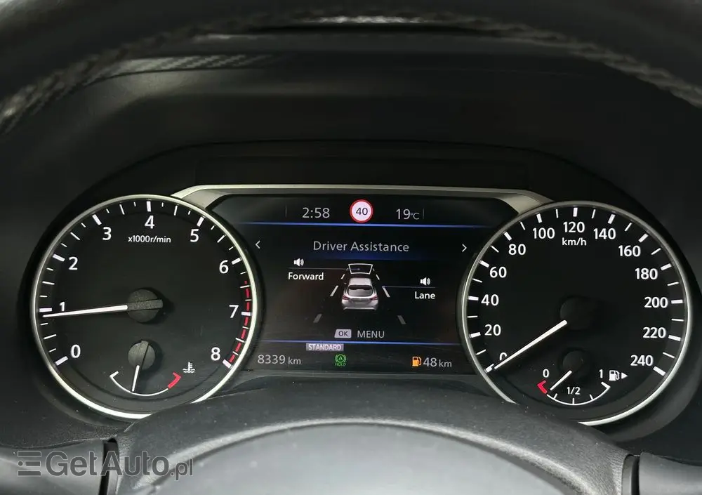 NISSAN Juke 1.0 DIG-T Kiiro