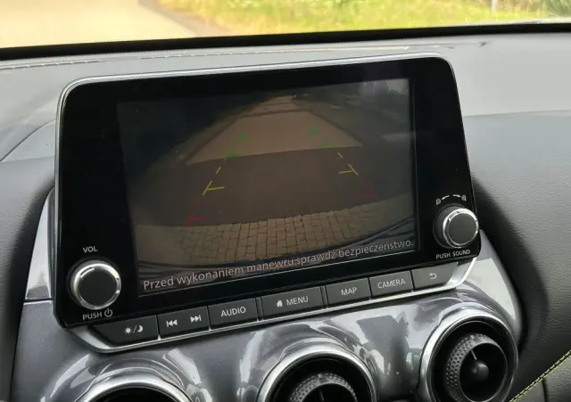 NISSAN Juke 1.0 DIG-T Kiiro