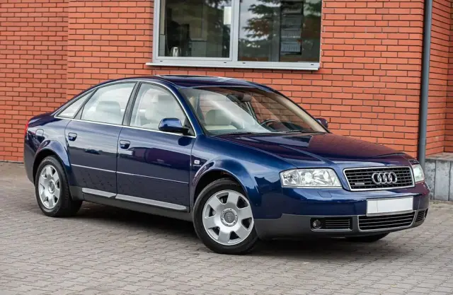 AUDI A6 Limousine 