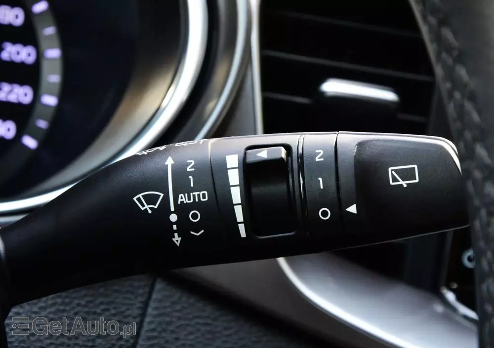 KIA Ceed 1.4 T-GDI M DCT