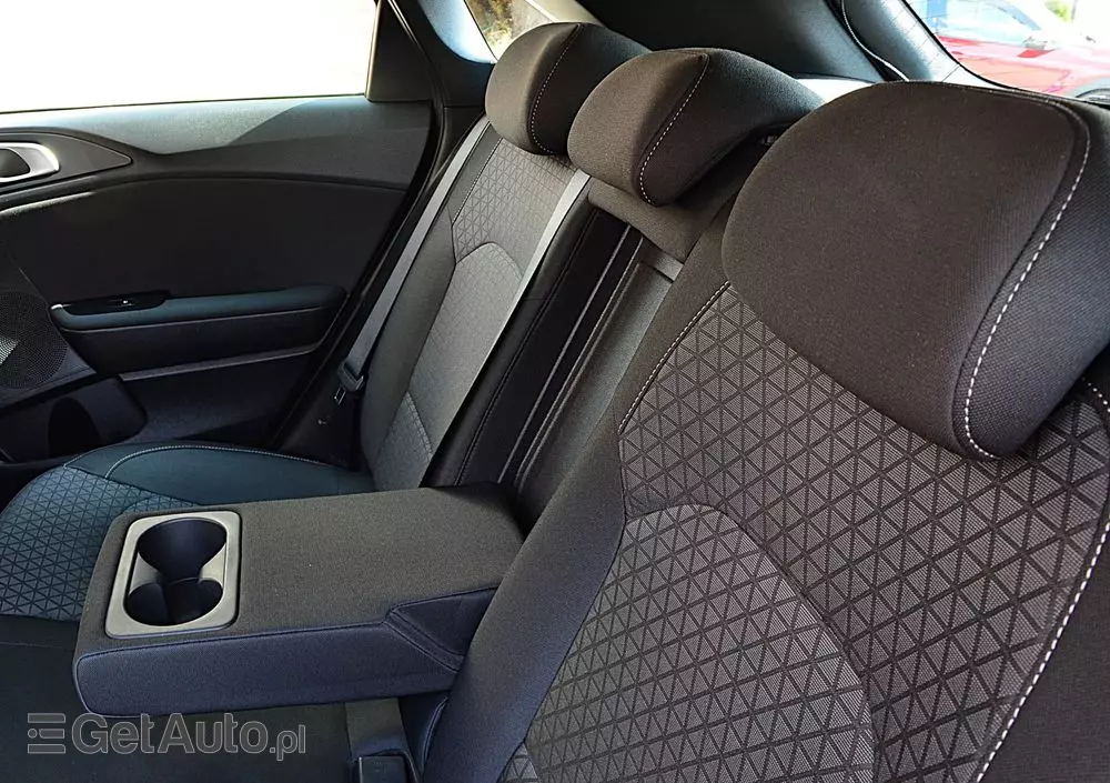 KIA Ceed 1.4 T-GDI M DCT