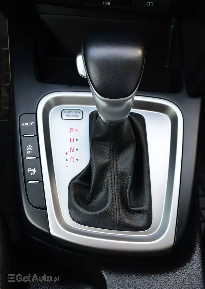 KIA Ceed 1.4 T-GDI M DCT