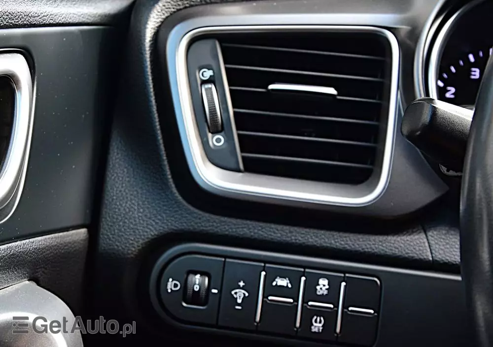 KIA Ceed 1.4 T-GDI M DCT