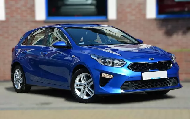 KIA Ceed 1.4 T-GDI M DCT