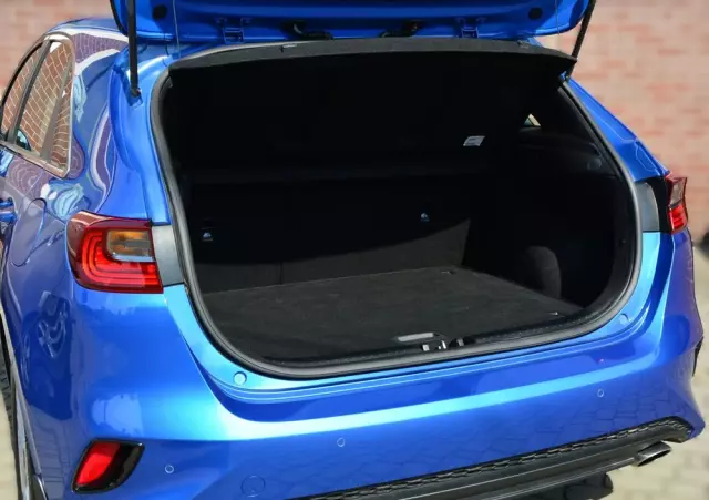 KIA Ceed 1.4 T-GDI M DCT