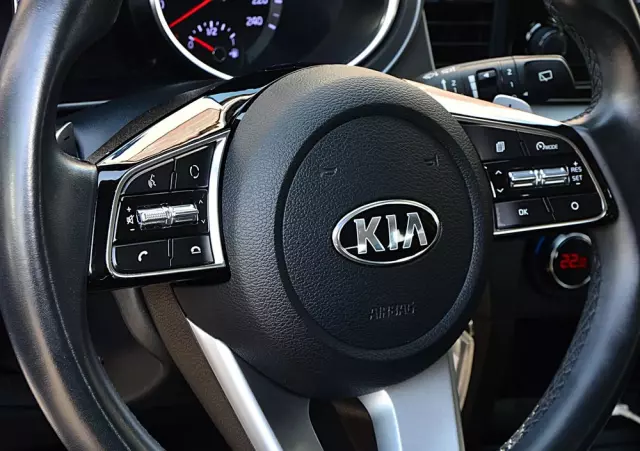 KIA Ceed 1.4 T-GDI M DCT