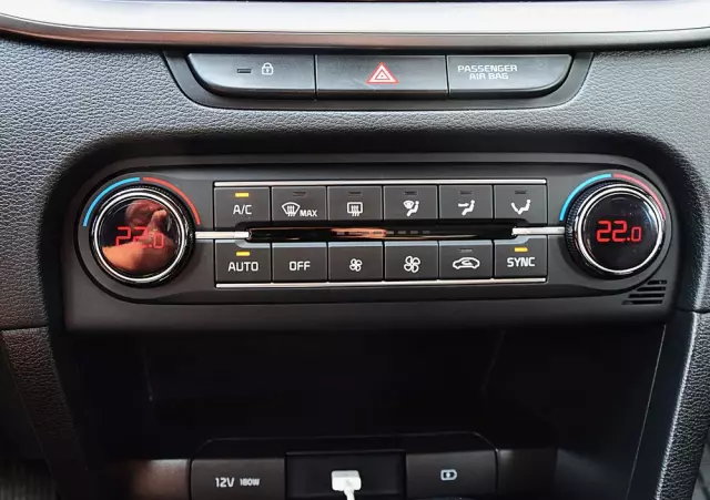 KIA Ceed 1.4 T-GDI M DCT