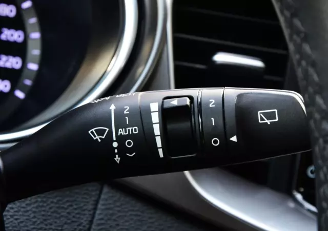 KIA Ceed 1.4 T-GDI M DCT