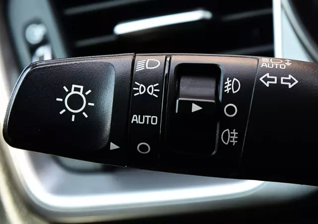 KIA Ceed 1.4 T-GDI M DCT