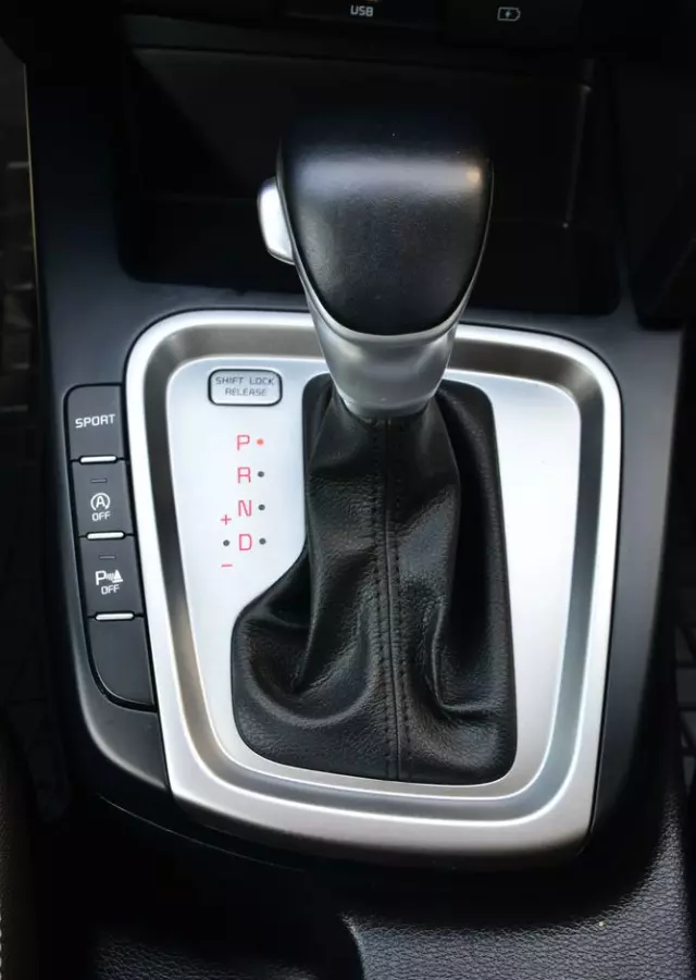 KIA Ceed 1.4 T-GDI M DCT