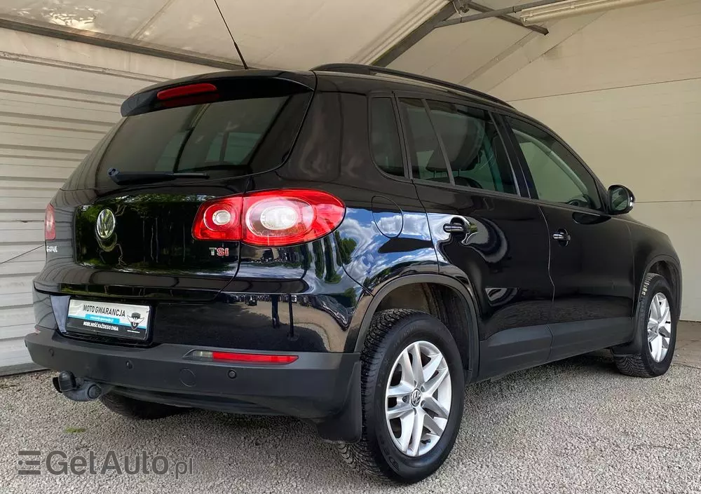 VOLKSWAGEN Tiguan 1.4 TSI BlueMotion Technology Trend & Fun