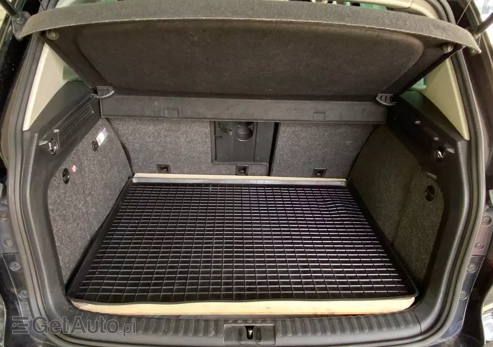 VOLKSWAGEN Tiguan 1.4 TSI BlueMotion Technology Trend & Fun