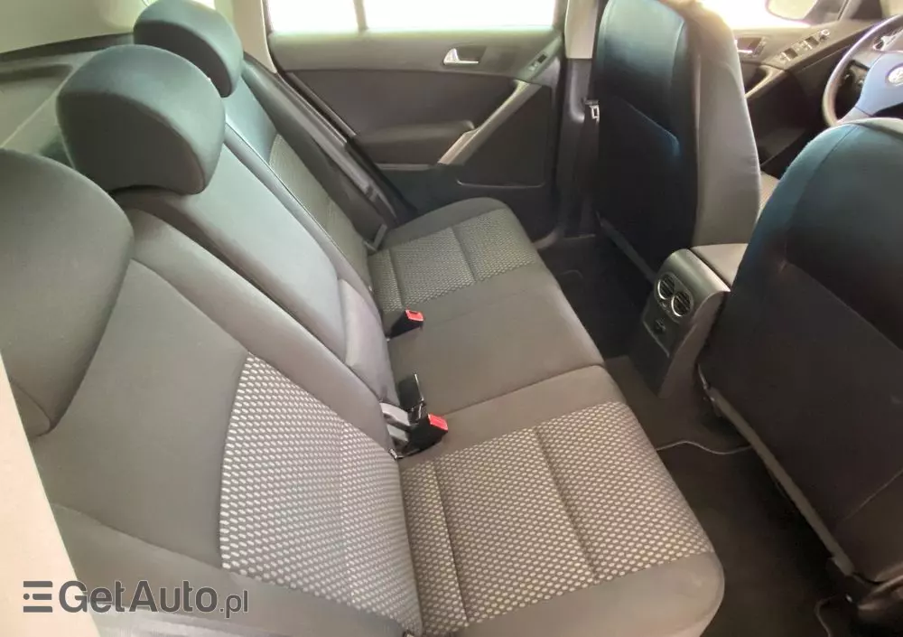 VOLKSWAGEN Tiguan 1.4 TSI BlueMotion Technology Trend & Fun