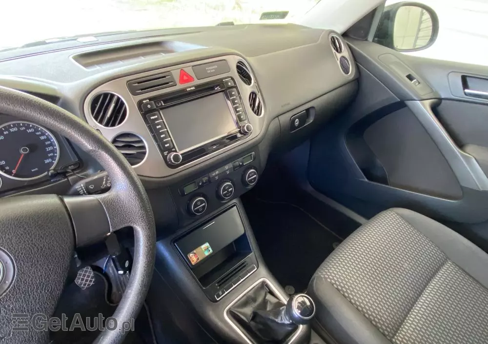 VOLKSWAGEN Tiguan 1.4 TSI BlueMotion Technology Trend & Fun