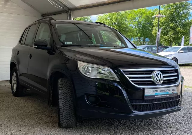 VOLKSWAGEN Tiguan 1.4 TSI BlueMotion Technology Trend & Fun