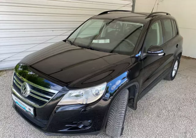 VOLKSWAGEN Tiguan 1.4 TSI BlueMotion Technology Trend & Fun