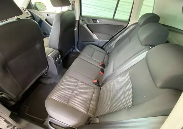 VOLKSWAGEN Tiguan 1.4 TSI BlueMotion Technology Trend & Fun