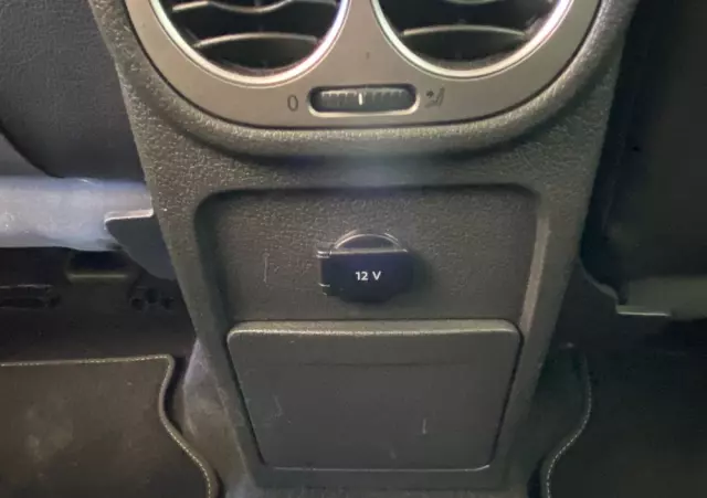 VOLKSWAGEN Tiguan 1.4 TSI BlueMotion Technology Trend & Fun