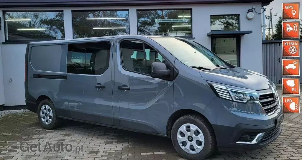 RENAULT Trafic 
