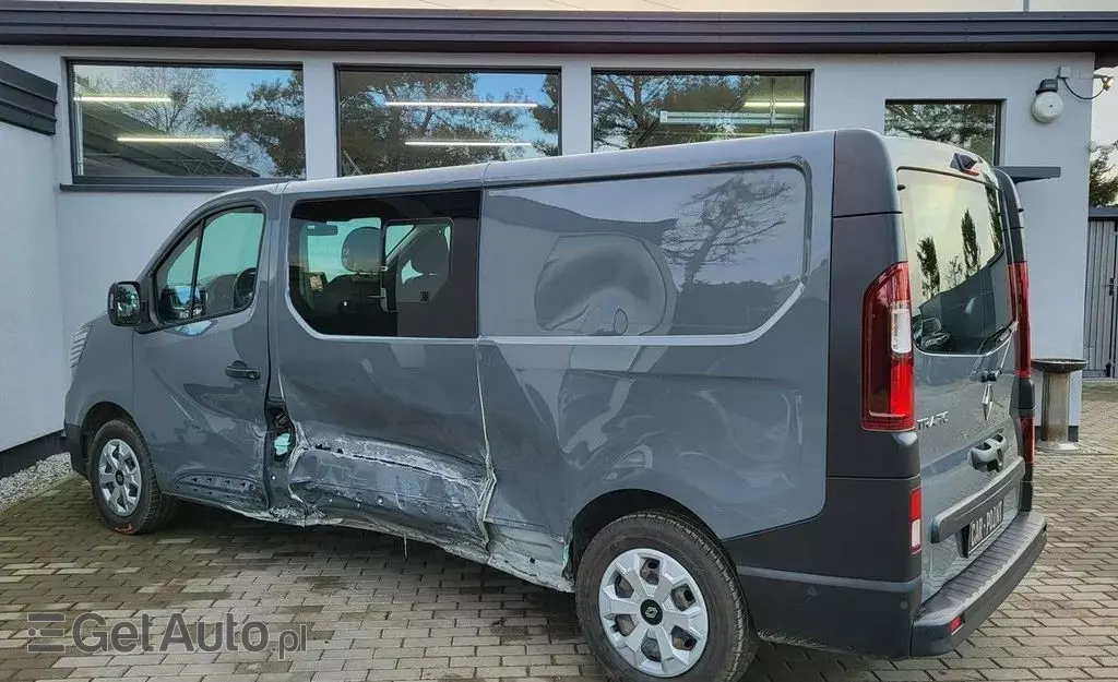 RENAULT Trafic 