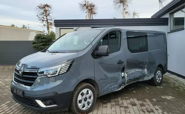 RENAULT Trafic 