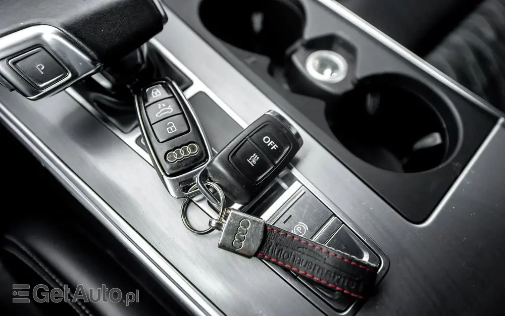 AUDI S6 Avant TDI quattro tiptronic