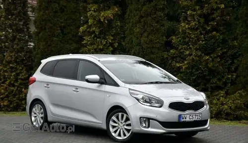 KIA Carens 